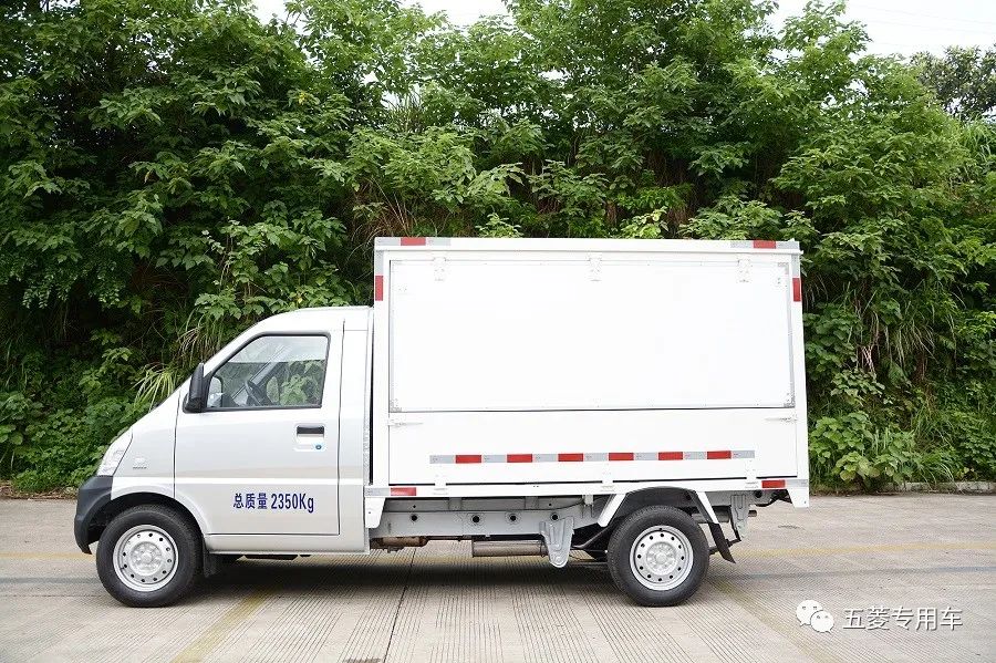 五菱翼開啟售貨車——地?cái)偨?jīng)濟(jì)的正規(guī)主力軍！